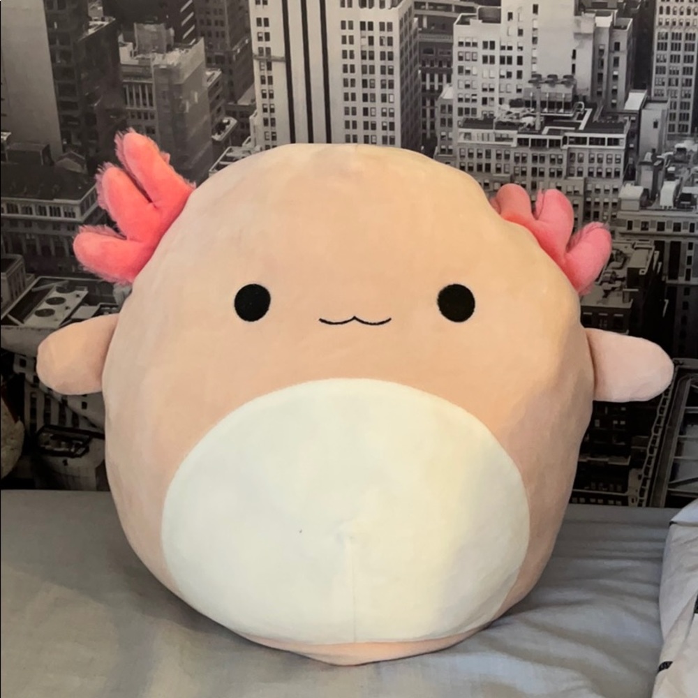 RARE SQUISHMALLOW- Archie the Axolotl